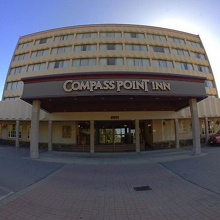 Compass Point Inn - Surrey Eksteriør billede