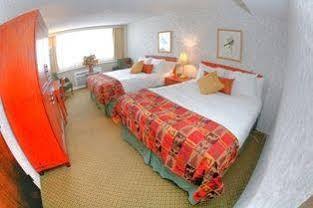 Compass Point Inn - Surrey Eksteriør billede